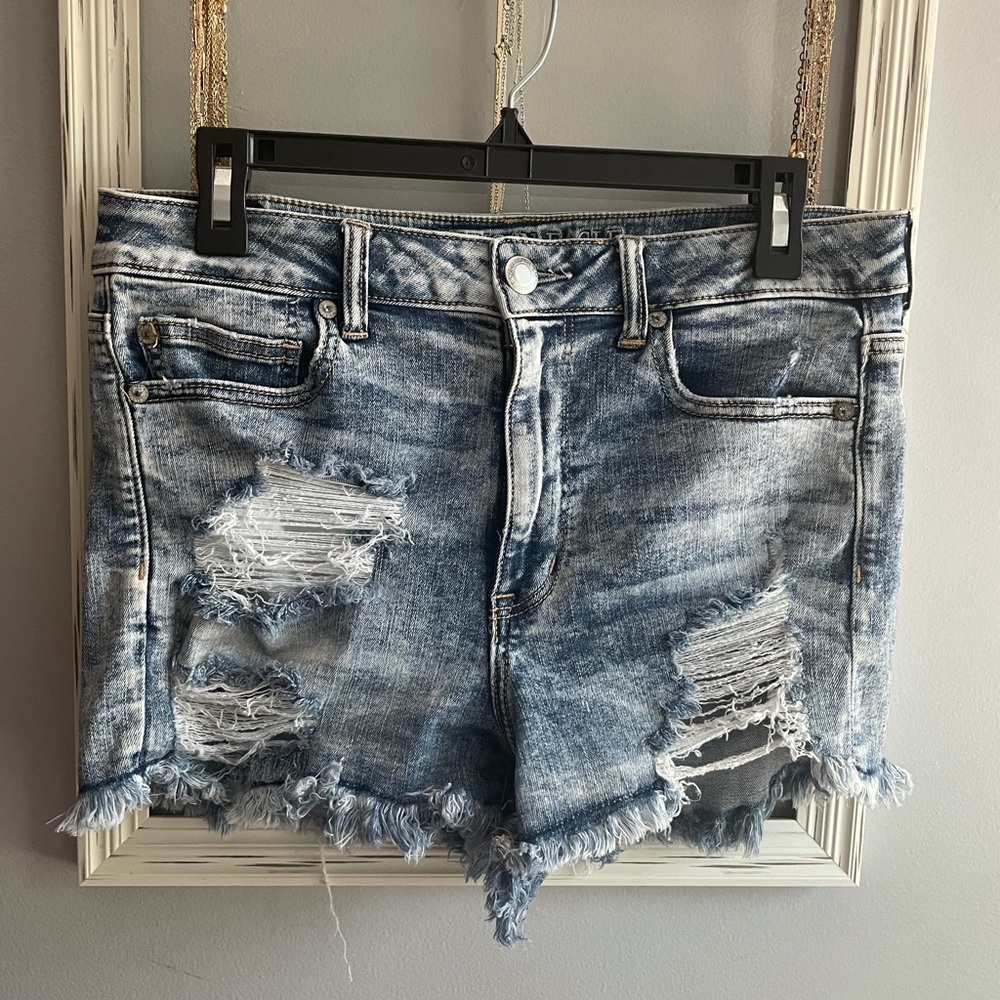 American Eagle Hi-Rise Shorts